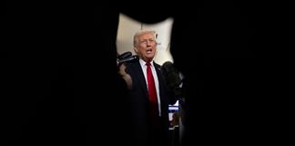 Juez de Georgia desestima caso contra Trump por interferencia electoral