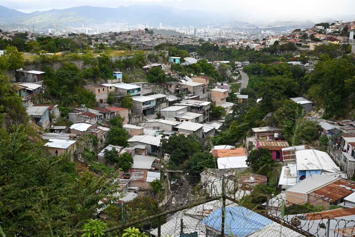 Sin salida a EEUU, los hondureños buscan sobrevivir a la pobreza y la violencia