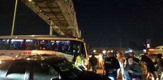 Vecinos de Santa María Tequepexpan vuelven a cerrar Periférico Sur; exigen estación del Peribús en la zona Vecinos de Santa María Tequepexpan vuelven a cerrar Periférico Sur; exigen estación del Peribús en la zona