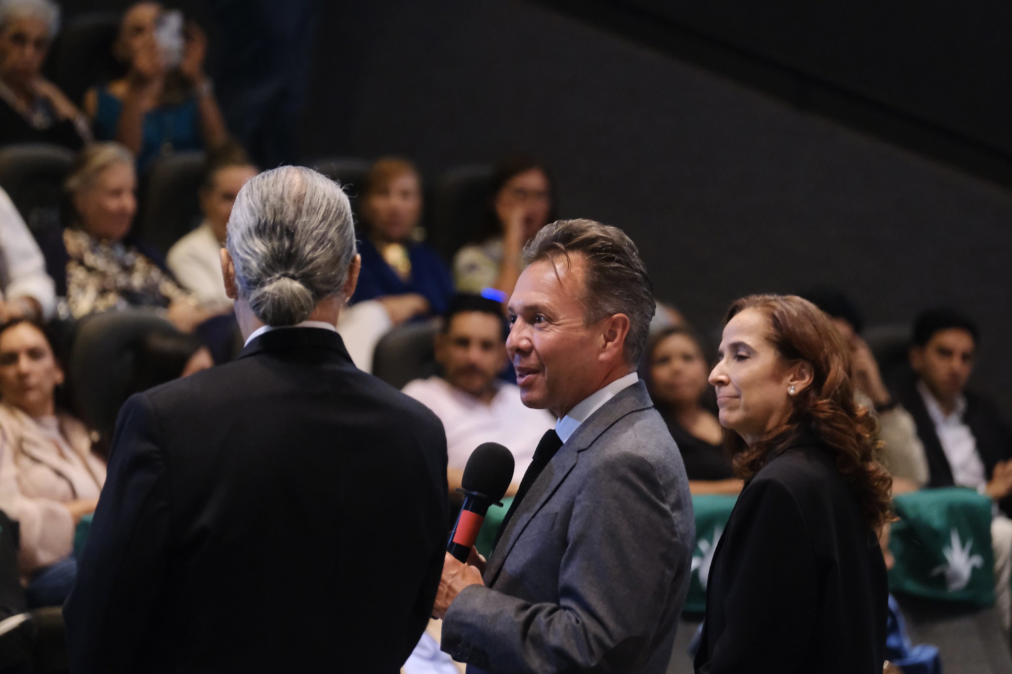 Rinden homenaje póstumo al pianista tapatío David González Ladrón de Guevara