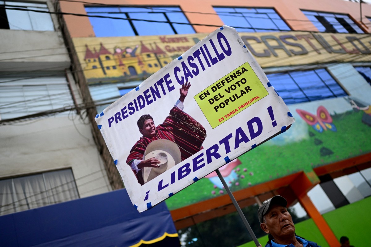 El expresidente Castillo recibe la sentencia por su fallido golpe en Perú El expresidente Castillo recibe la sentencia por su fallido golpe en Perú