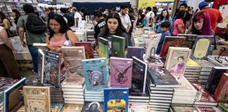 La FIL se prepara para recibir la literatura de Barcelona La FIL se prepara para recibir la literatura de Barcelona