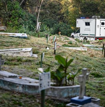 México acelera la búsqueda de desaparecidos en el mayor cementerio del país México acelera la búsqueda de desaparecidos en el mayor cementerio del país
