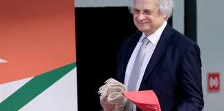 El mundo vive una época fascinante pero aterradora, dice escritor francolibanés Maalouf El mundo vive una época fascinante pero aterradora, dice escritor francolibanés Maalouf