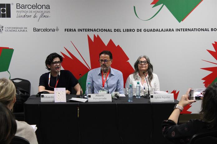 Historias de vida de mujeres mexicanas desde Chicago llegan a la FIL 2025 Historias de vida de mujeres mexicanas desde Chicago llegan a la FIL 2025