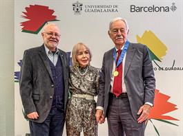 Eduardo Mendoza abre el Salón Literario Carlos Fuentes con una memoria personal de Barcelona