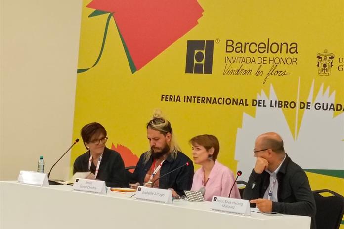 El régimen mexicano es un monstruo de dos cabezas: una del poder y otra la criminal: Herzog El régimen mexicano es un monstruo de dos cabezas: una del poder y otra la criminal: Herzog