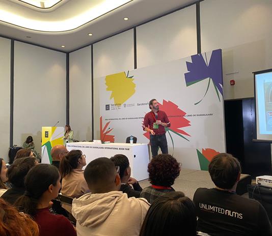 "La gran revolución fue ver el cerebro vivo": Pere Estupinyà acerca en la FIL los misterios de la mente