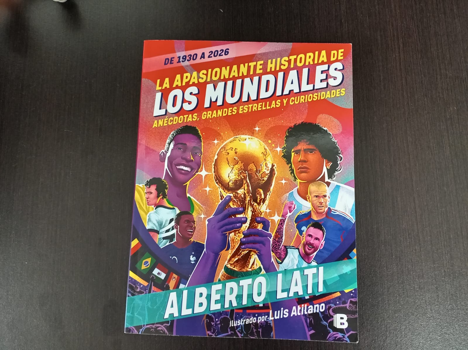 Alberto Lati narra en la FIL su apasionante historia en los Mundiales Alberto Lati narra en la FIL su apasionante historia en los Mundiales