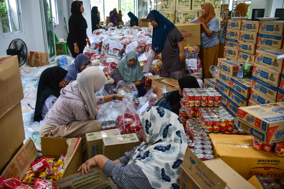 Más de mil muertos tras devastadoras inundaciones en Asia