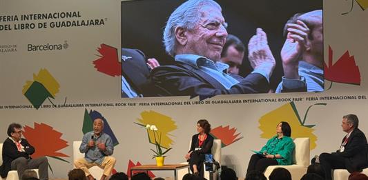 Voces cercanas evocan su relación con Mario Vargas Llosa en la FIL Guadalajara
