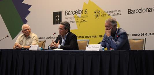 Académicos y políticos analizan en la FIL el Quiebre de las Normas Internacionales 