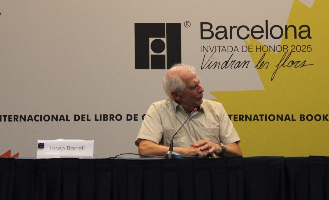 Académicos y políticos analizan en la FIL el Quiebre de las Normas Internacionales 