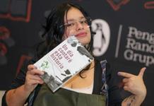 Amandititita presenta en la FIL Guadalajara el libro donde revisita su historia familiar