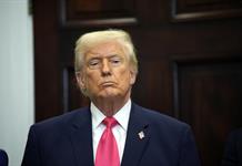 Trump sugiere que dejará expirar el T-MEC y buscará un nuevo acuerdo con México y Canadá