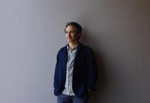 Gael García Bernal revive a Kafka en su salto al mundo de los audiolibros