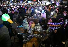 Corea del Sur aprueba ley que prohíbe lanzar globos hacia el Norte