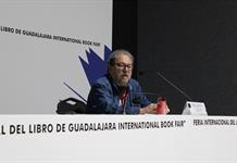 Paco Ignacio Taibo II dice no a las bibliotecas silenciosas y exige  abrir la Puerta a la Lectura