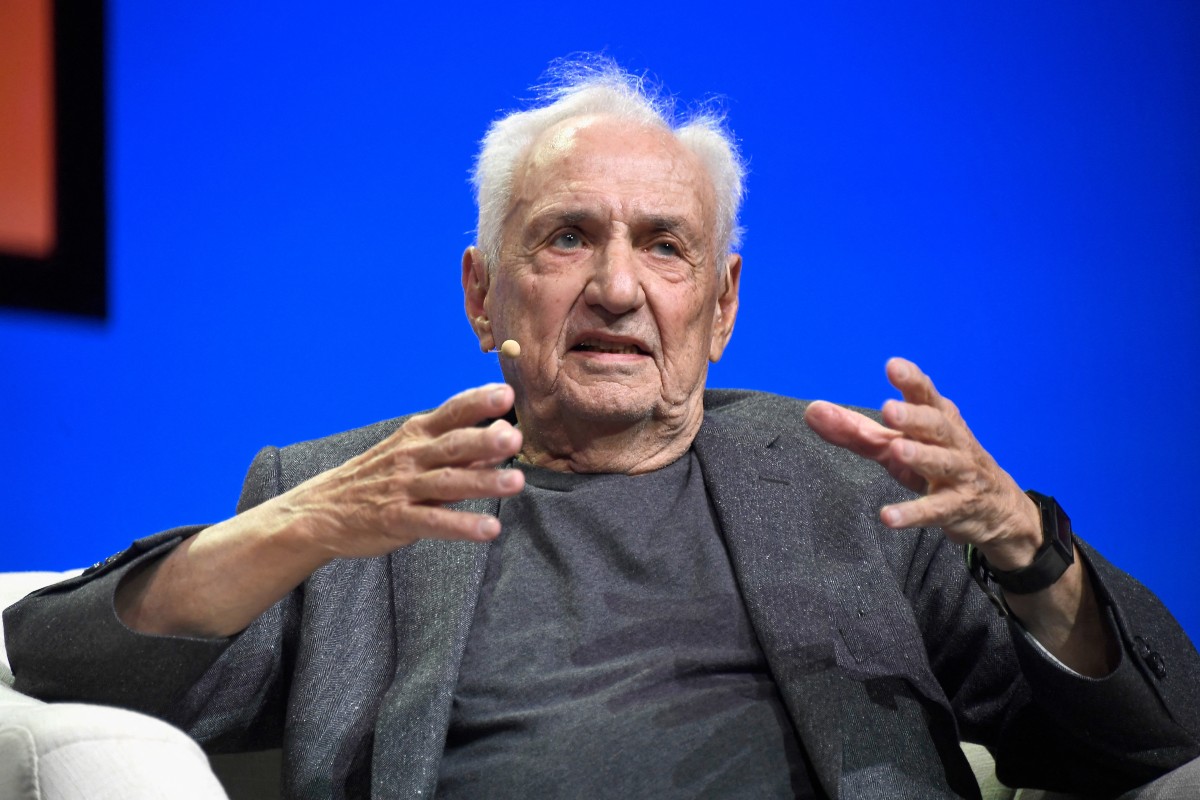 Muere el arquitecto Frank Gehry, maestro del deconstructivismo