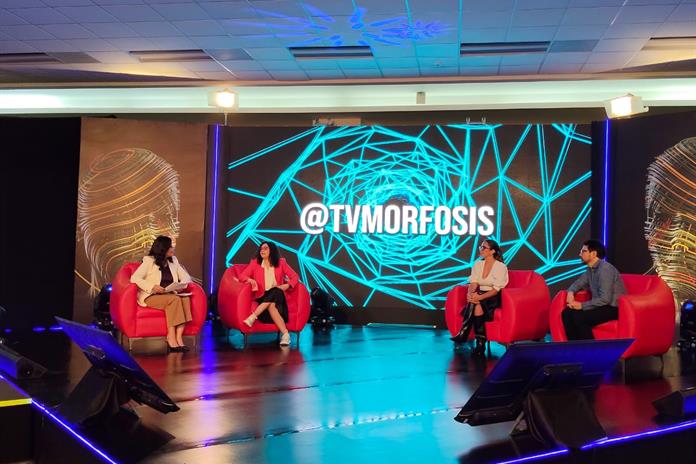 Cuando el algoritmo decide por ti: especialistas llaman en TVMorfosis a recuperar el control Cuando el algoritmo decide por ti: especialistas llaman en TVMorfosis a recuperar el control