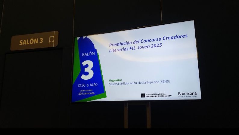 “Sus palabras importan”: estudiantes brillan en Creadores Literarios FIL Joven 2025 “Sus palabras importan”: estudiantes brillan en Creadores Literarios FIL Joven 2025