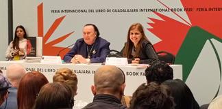 Presentan Catorce Pétalos de la Rosa, una historia familiar de éxito en la FIL 39 Presentan Catorce Pétalos de la Rosa, una historia familiar de éxito en la FIL 39