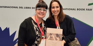 Las mil y una novias: libro que refleja el origen del vestido blanco, anillos y lazo Las mil y una novias: libro que refleja el origen del vestido blanco, anillos y lazo