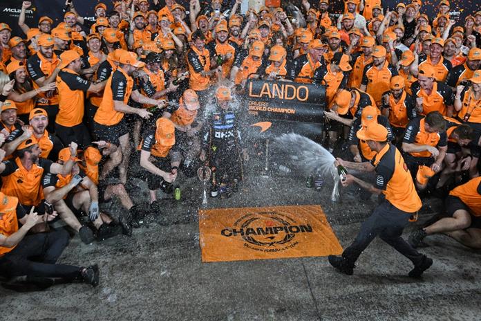 Norris conquista el Mundial de F1 pese a la remontada loca de Verstappen Norris conquista el Mundial de F1 pese a la remontada loca de Verstappen