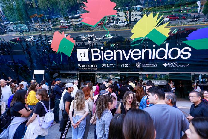 Nuevo récord de lectores: casi un millón de personas acudieron a la FIL 2025 Nuevo récord de lectores: casi un millón de personas acudieron a la FIL 2025