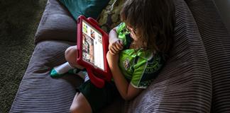 La prohibición de las redes sociales a los menores en Australia genera debate en todo el mundo