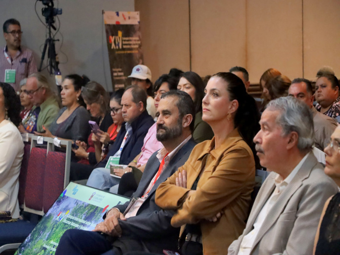 Jaume Terradas alerta en la FIL 2025: “La ecología en tiempos de crisis exige reaccionar antes del colapso” Jaume Terradas alerta en la FIL 2025: “La ecología en tiempos de crisis exige reaccionar antes del colapso”