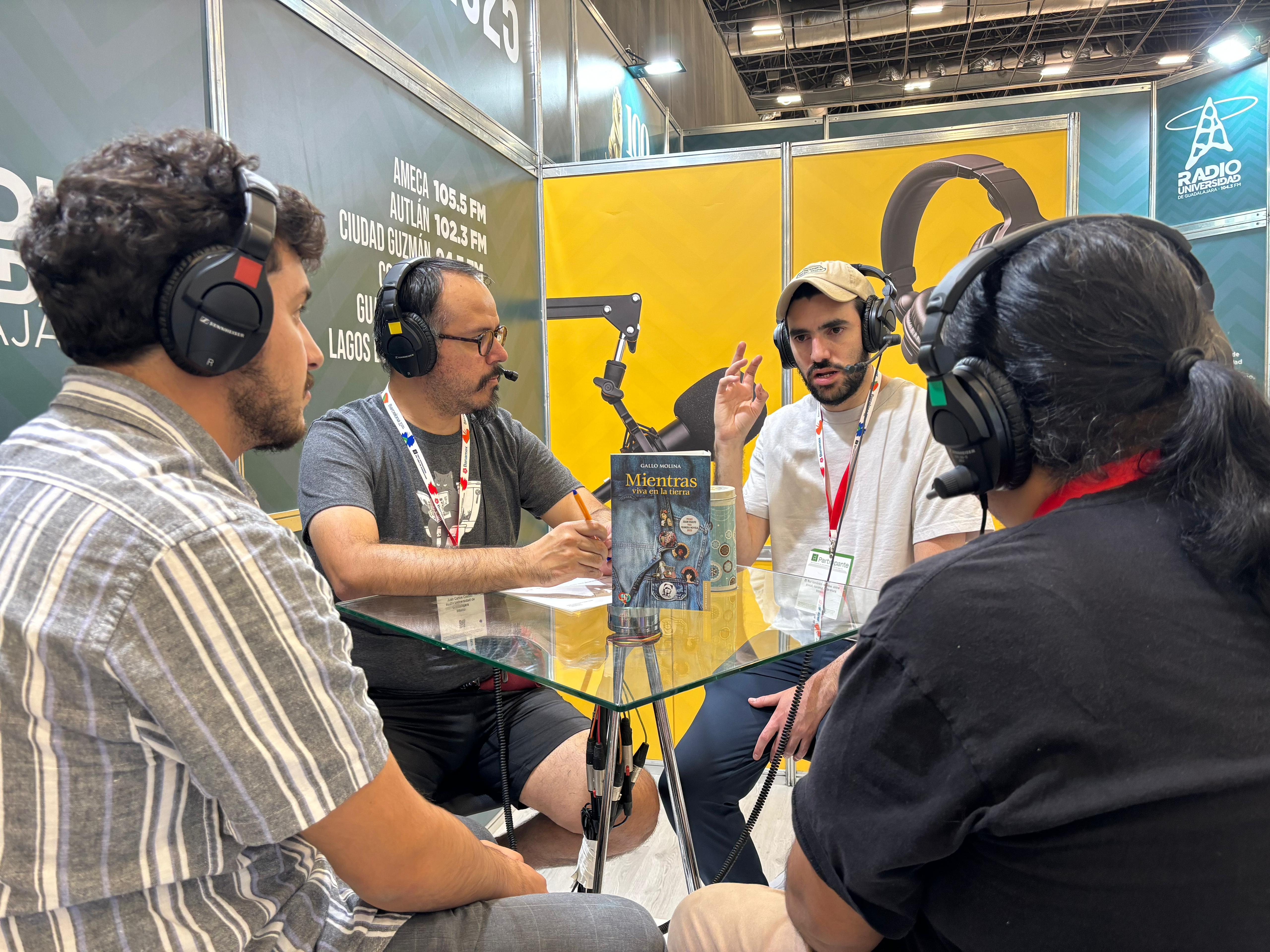 Gallo Molina. Andrés Montero. Travesía FIL - 3 diciembre 2025 Gallo Molina. Andrés Montero. Travesía FIL - 3 diciembre 2025