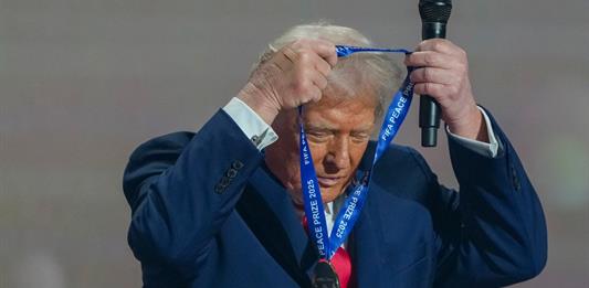 Denuncia en FIFA por presunta violación de neutralidad de Gianni Infantino