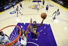 Los Lakers se estrellan en la Copa NBA ante unos Spurs sin Wembanyama Los Lakers se estrellan en la Copa NBA ante unos Spurs sin Wembanyama