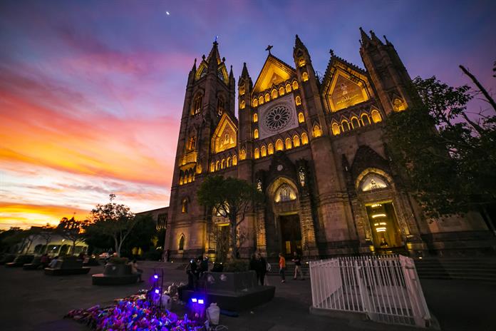 Se esperan hasta un millón y medio de visitantes en el mes del Mundial de Futbol Se esperan hasta un millón y medio de visitantes en el mes del Mundial de Futbol