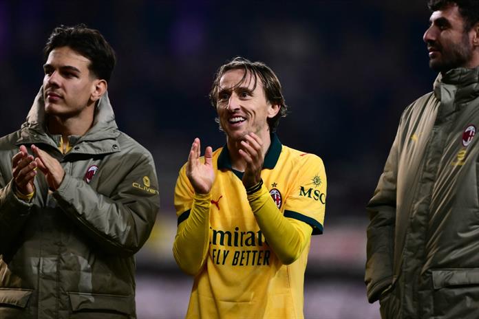 ¿Quién dijo viejo? Luka Modric lidera a un Milan en la punta de la Serie A ¿Quién dijo viejo? Luka Modric lidera a un Milan en la punta de la Serie A