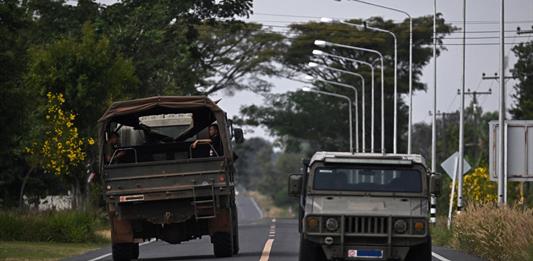 Arrecian combates en frontera entre Camboya y Tailandia antes de la llamada prevista de Trump