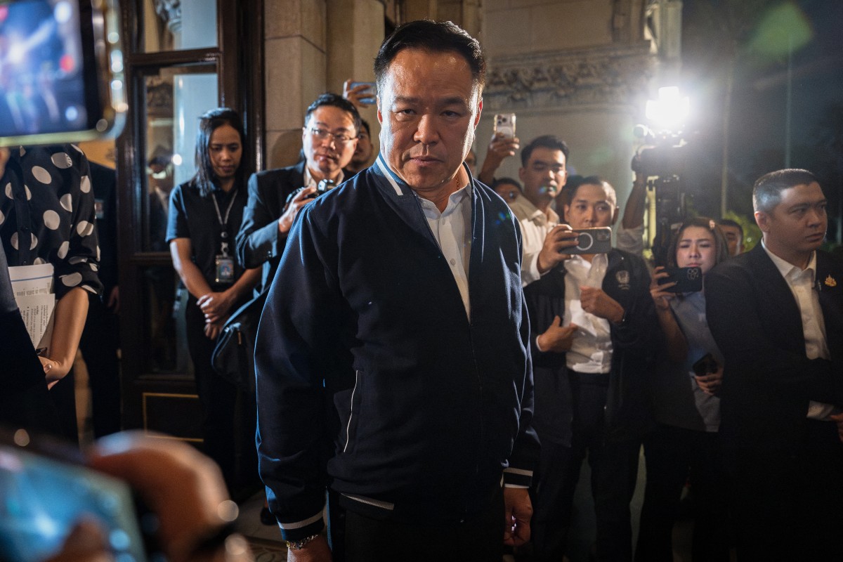 Primer ministro tailandés disuelve el Parlamento, en medio de choques fronterizos con Camboya