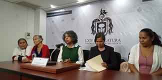 Denuncian cobro de "moche" en apoyos que otorga la Sader a mujeres