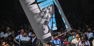 La visita de Messi a un estadio de Calcuta concluye con disturbios