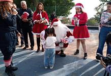 La Operación Regalo de la Policía de Zapopan entregó casi mil juguetes en Villa de Guadalupe La Operación Regalo de la Policía de Zapopan entregó casi mil juguetes en Villa de Guadalupe
