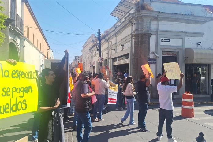 Cobro por vigilancia desata protestas de comerciantes en el Centro de Tlaquepaque Cobro por vigilancia desata protestas de comerciantes en el Centro de Tlaquepaque
