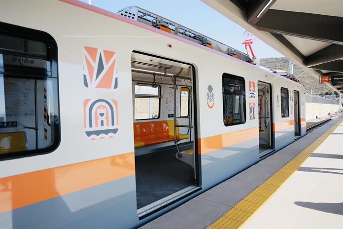 Por Línea 4, cambiarán 12 rutas del transporte público hacia el Centro de Guadalajara Por Línea 4, cambiarán 12 rutas del transporte público hacia el Centro de Guadalajara