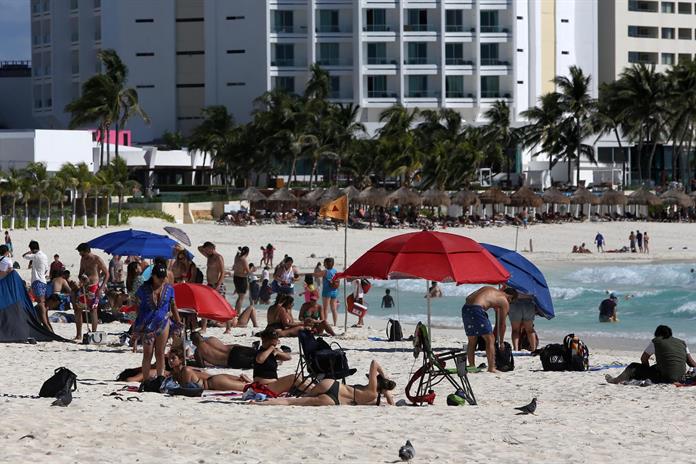 México recibirá a unos cinco millones de turistas en Navidad, un 5 % más que en 2024 México recibirá a unos cinco millones de turistas en Navidad, un 5 % más que en 2024