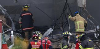 Sheinbaum confirma diez muertos en el accidente de una avioneta en Toluca