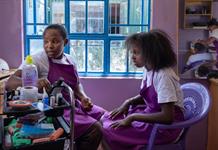 Las niñas kenianas siguen sufriendo mutilación genital años después de su prohibición