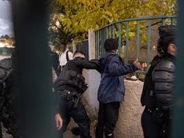 Los adolescentes, esclavos del narcotr&aacute;fico en Francia