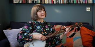 Canciones creadas con IA se cuelan en los repertorios de artistas reales sin su autorización