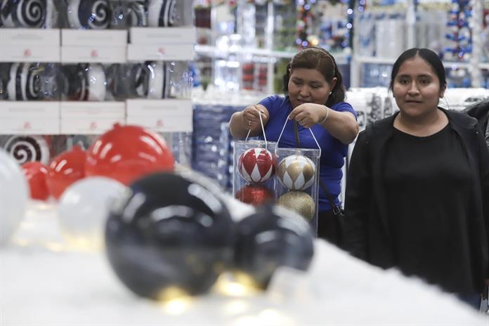 Temporada navideña en México incrementa riesgos de acoso y violencia contra mujeres: Ola Violeta Temporada navideña en México incrementa riesgos de acoso y violencia contra mujeres: Ola Violeta