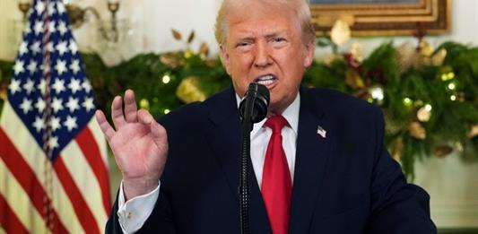 Trump abre su discurso a la nación atacando a los migrantes y al sistema político anterior